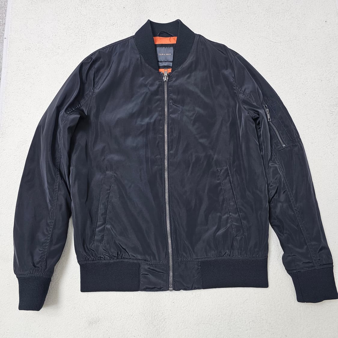 L 자라 ZARA 남자 블랙 MA-1 봄버 자켓 상품이미지1