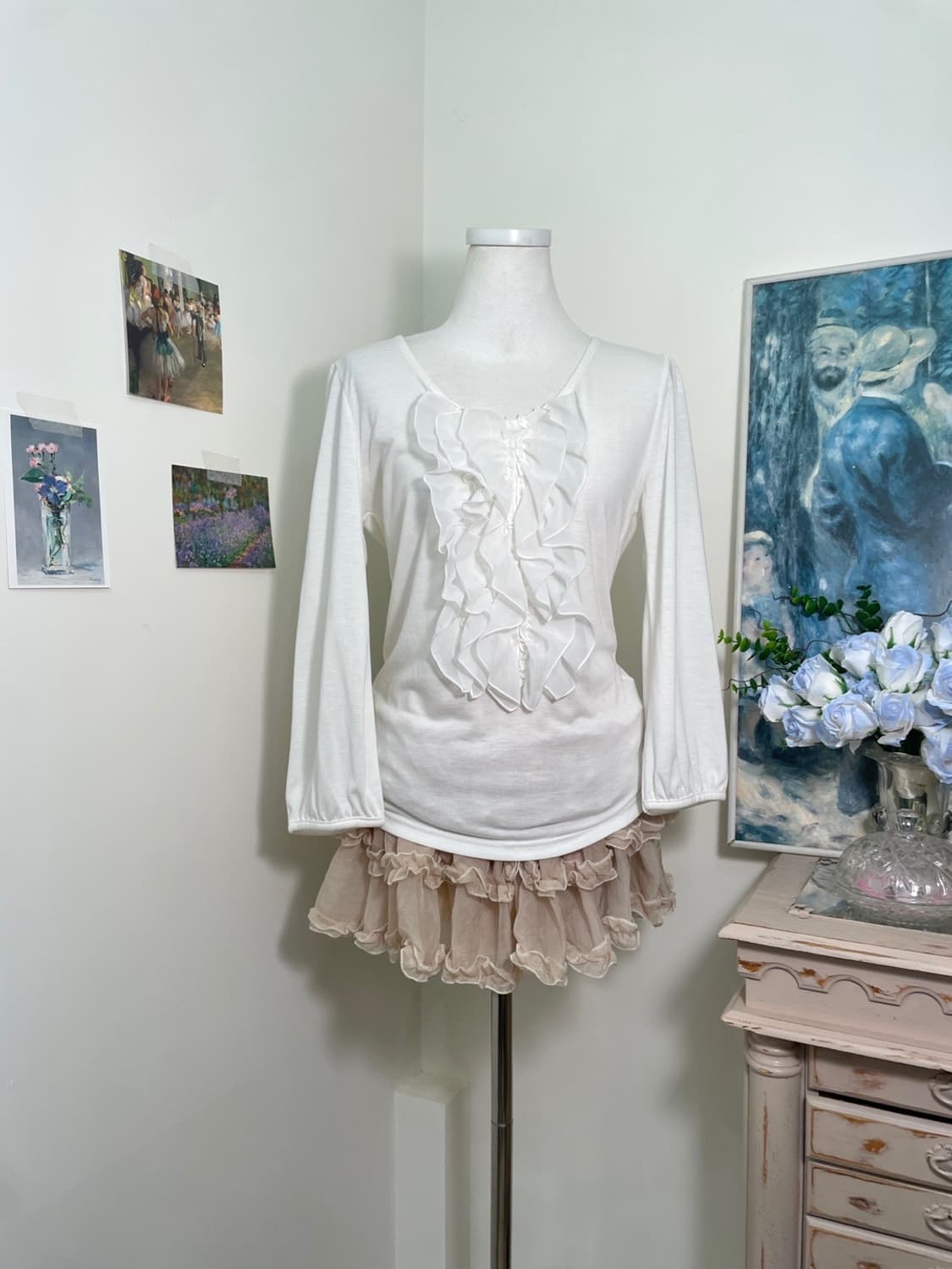 white ruffle point puff sleeve top 상품이미지1