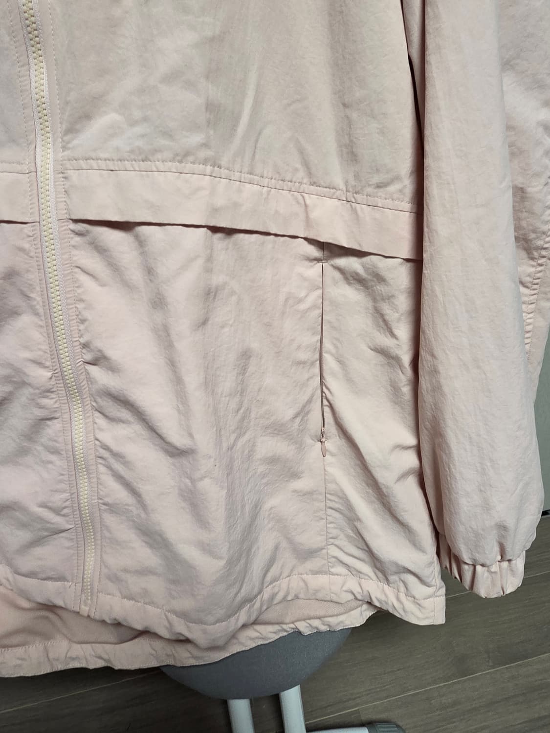 젝시믹스 핑크색 후드 바람막이 상품이미지4