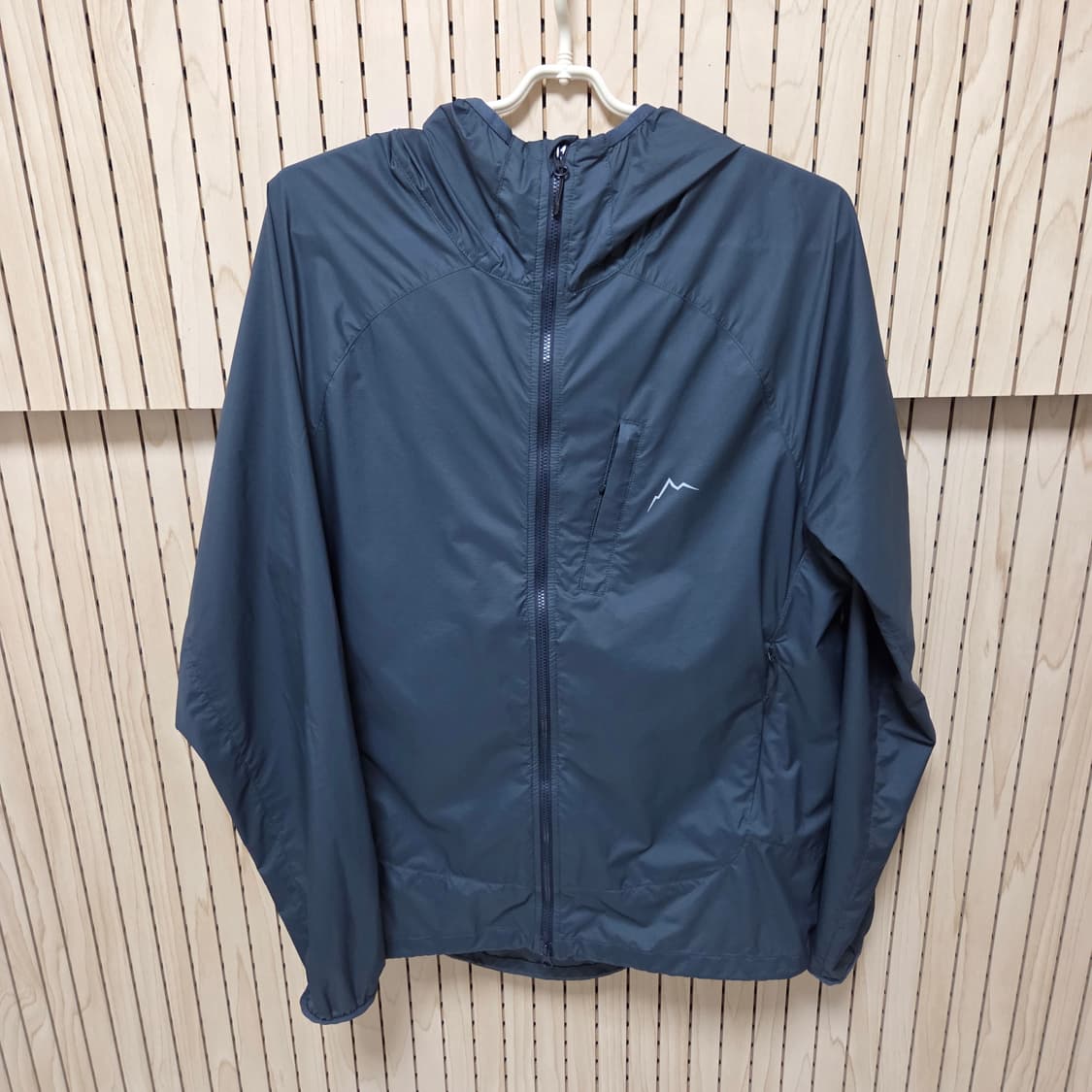 cayl 바람막이 light EQ jacket 팝니다 상품이미지1