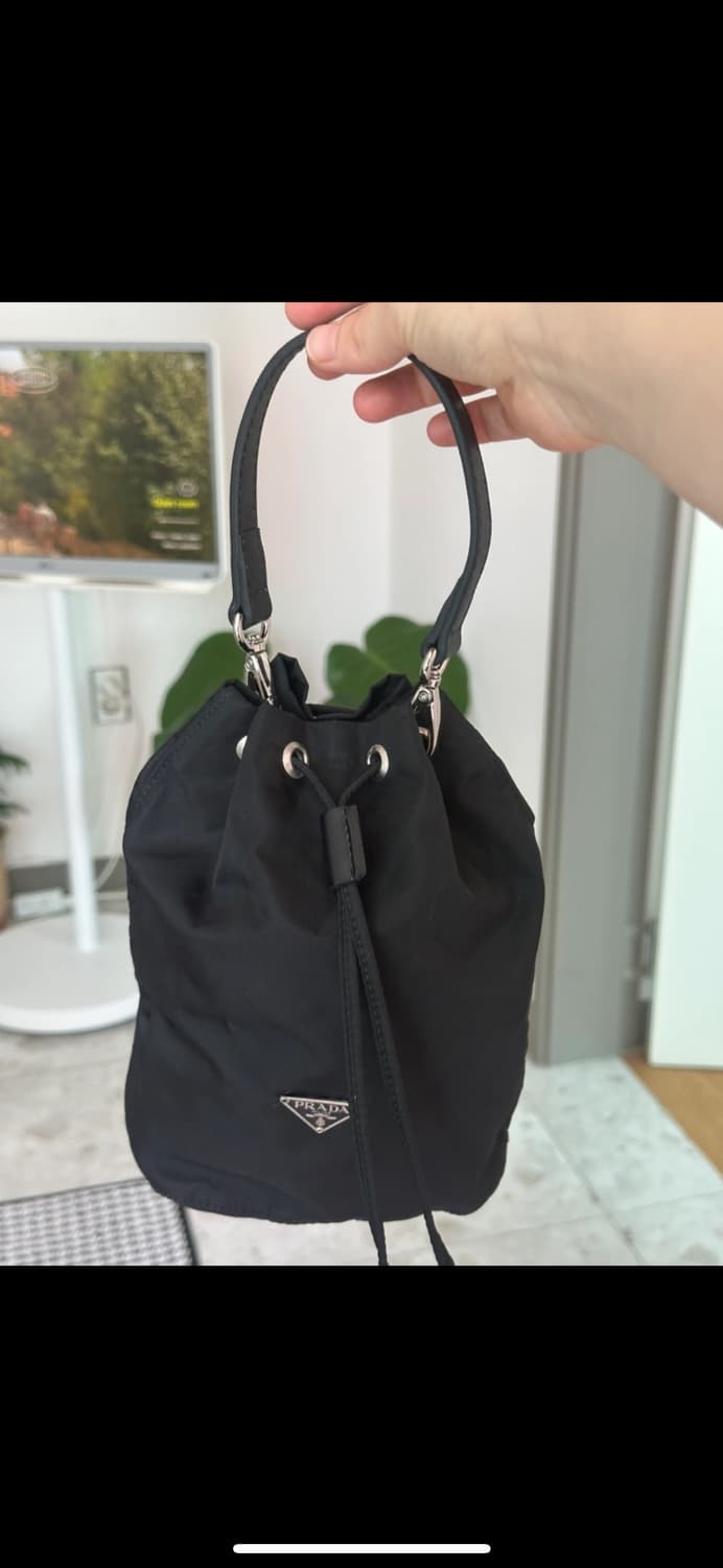 프라다 나일론 포코노 파우치백 버킷백 상품이미지4