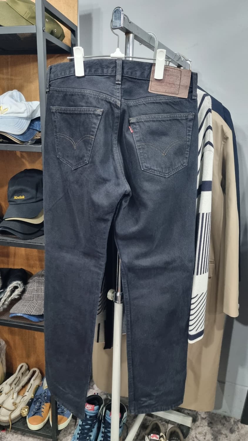 90년대 리바이스501 USA 검정색청바지 허리32 상태좋음 상품이미지3