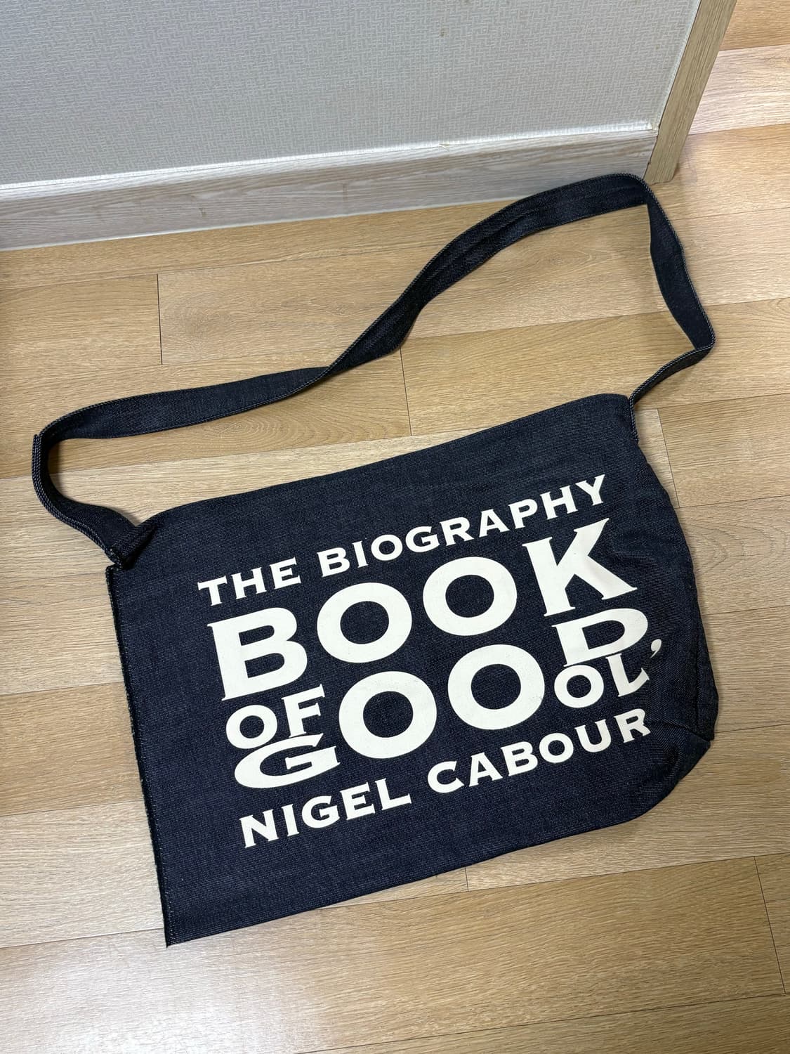 나이젤카본 아카이브북 컨버스 크로스백 상품이미지1