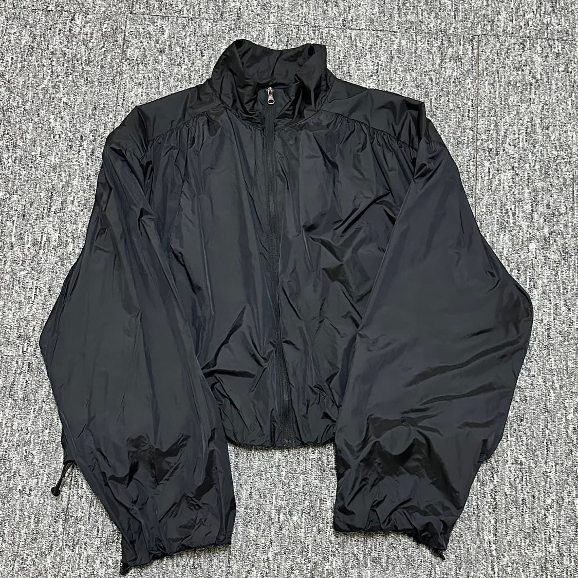 아모멘토 바람막이 상품이미지1