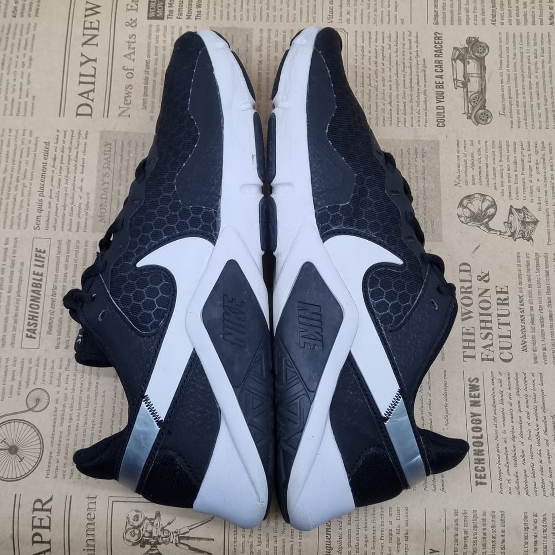 나이키 레전드 에센셜2  남성운동화 270 상품이미지5