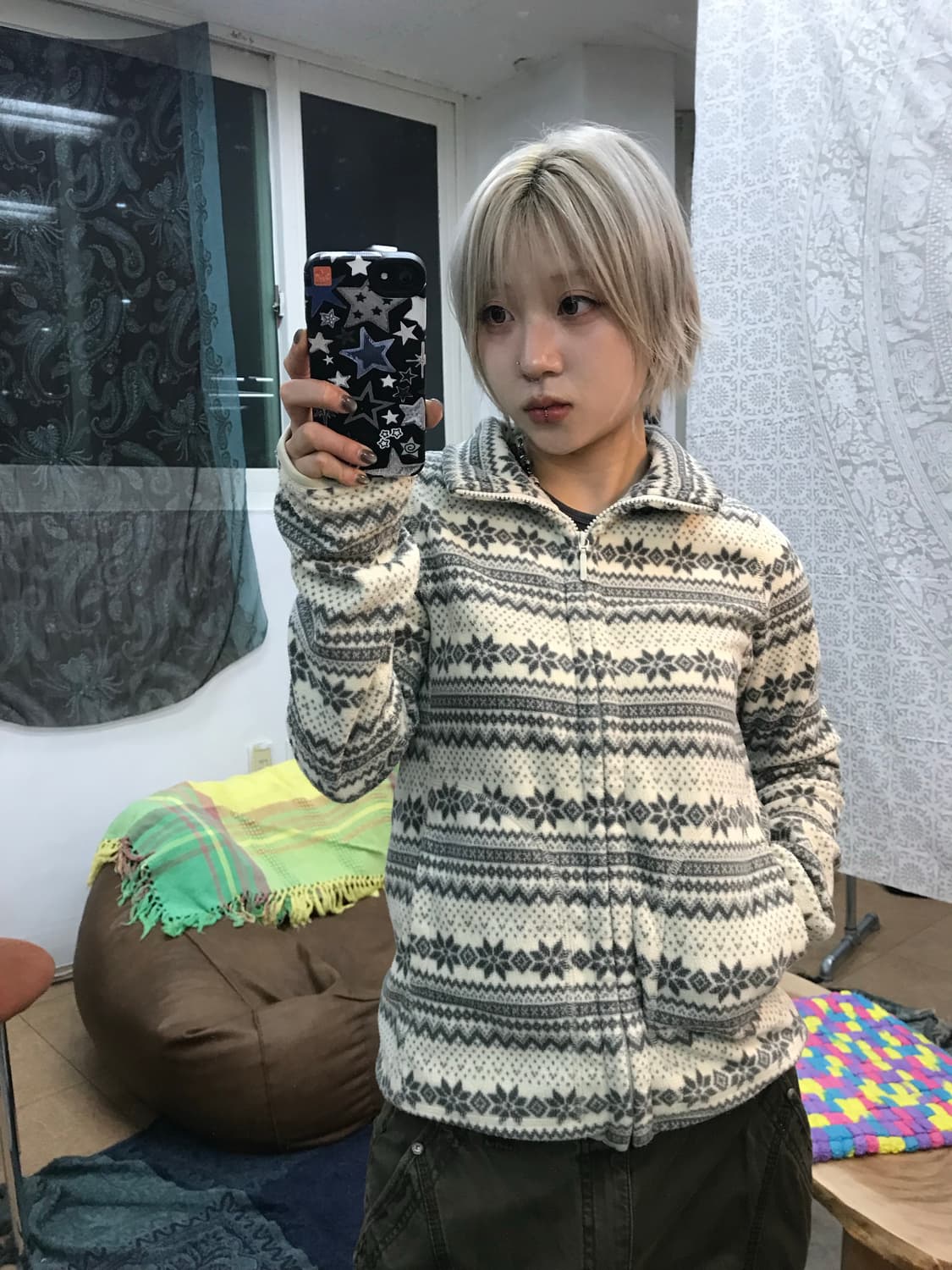 유니클로 에스닉 화이트그레이 후리스 상품이미지1