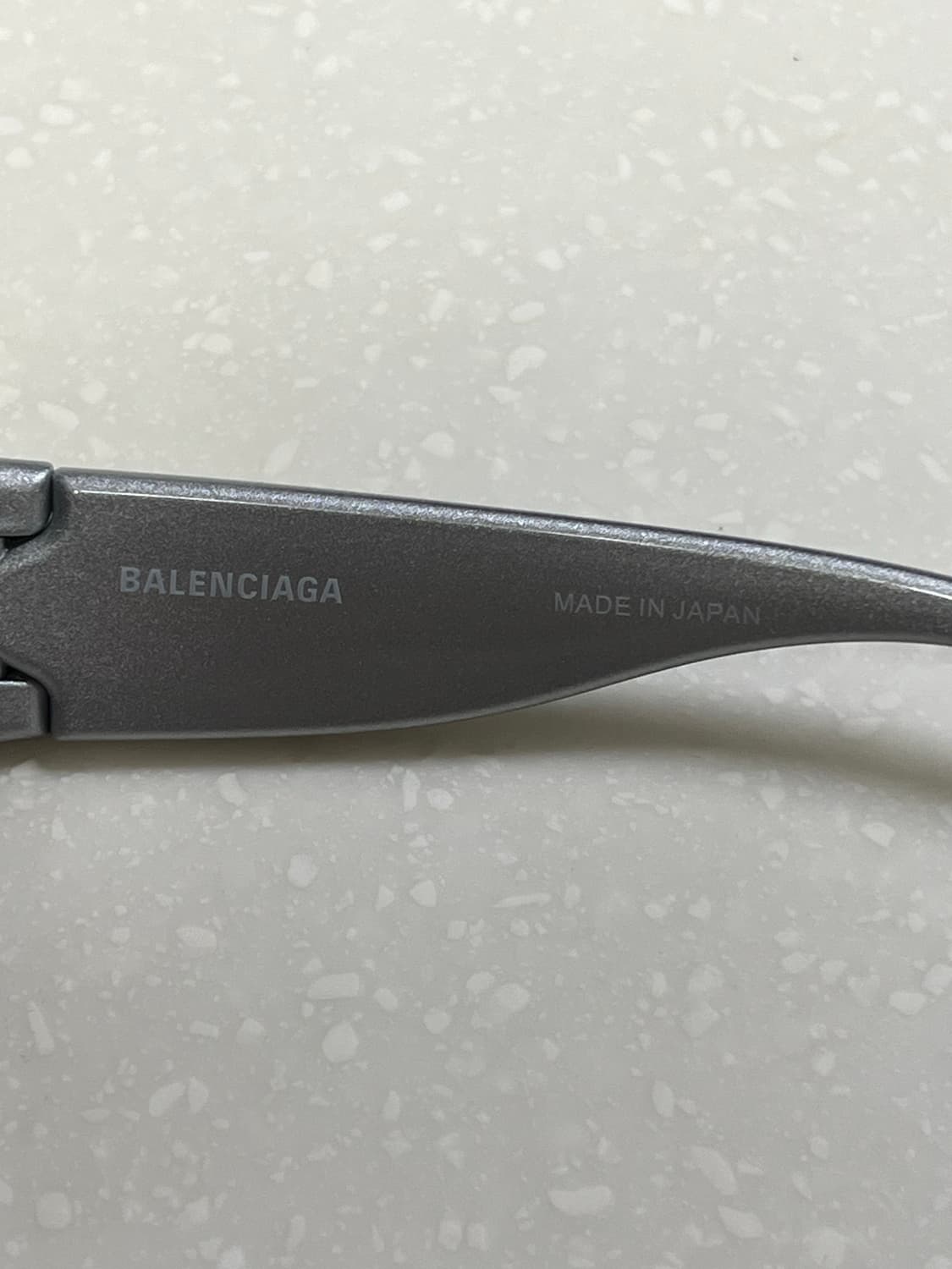 발렌시아가 스위프트 오발 선글라스 실버 상품이미지4