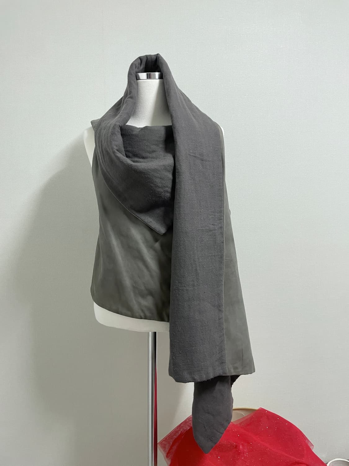 앤 드뮐미스터 레더 비대칭 베스트 상품이미지1