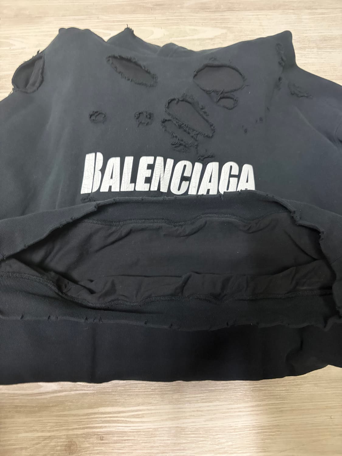 발렌시아가 캡 디스트로이드 후드 블랙 S 상품이미지3