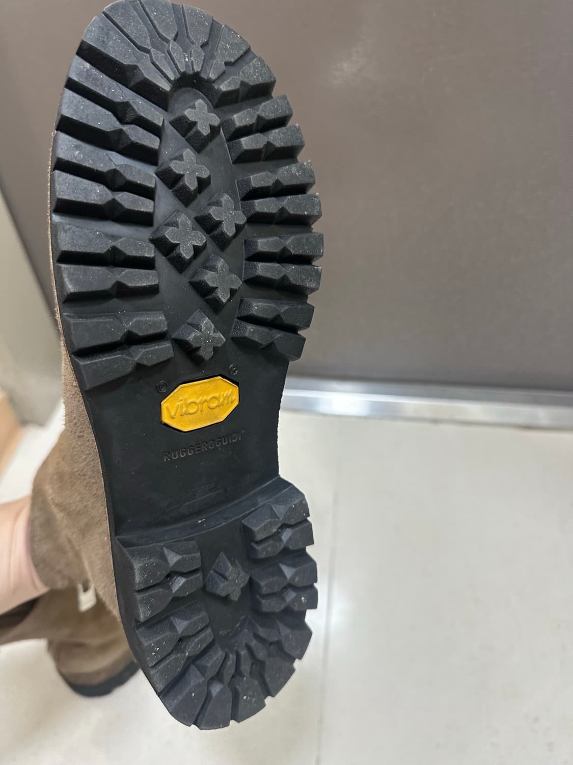 구이디 코모리 부츠 41 상품이미지10