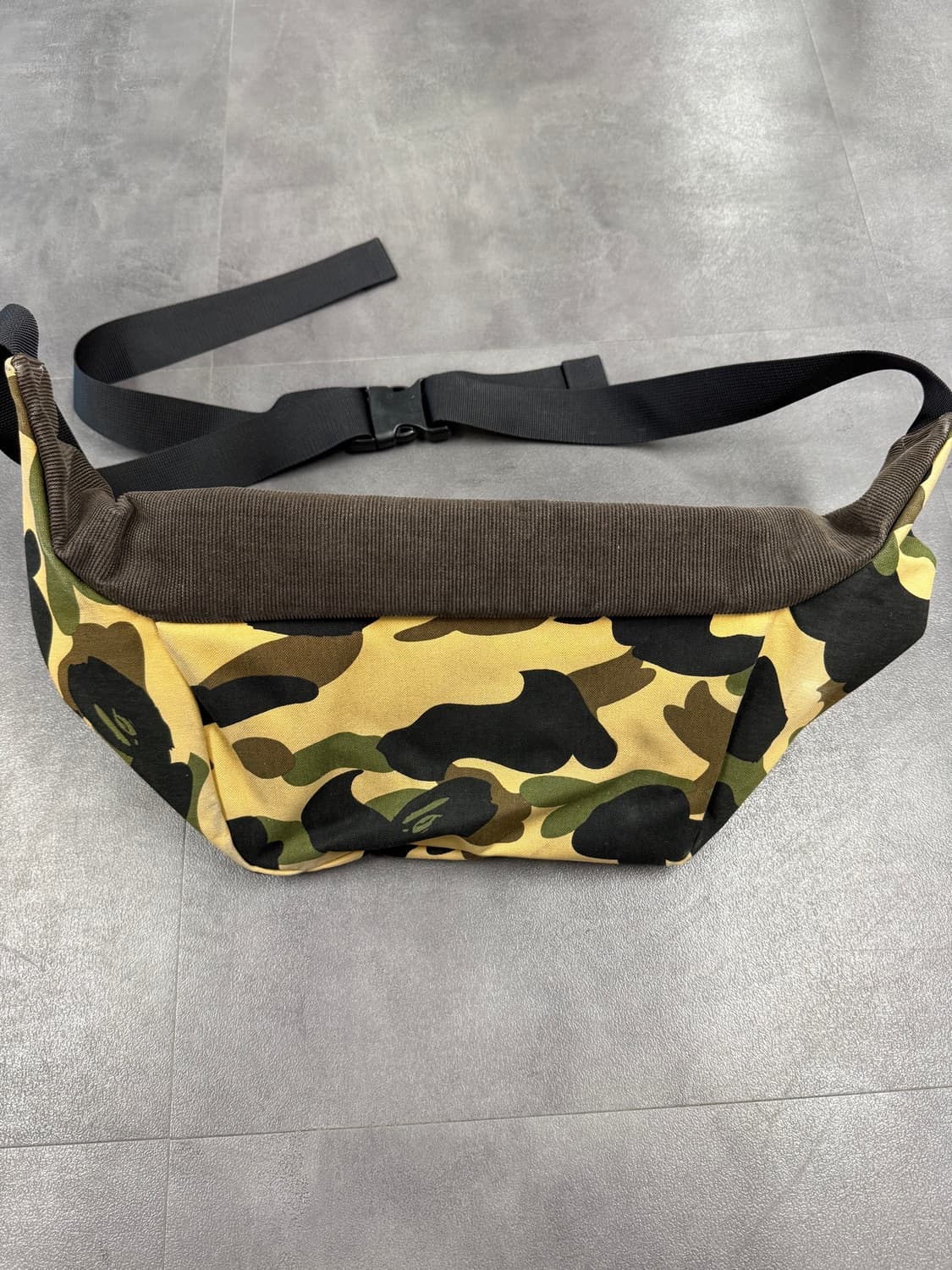BAPE 베이프 크로스백 슬링백 힙색 상품이미지3