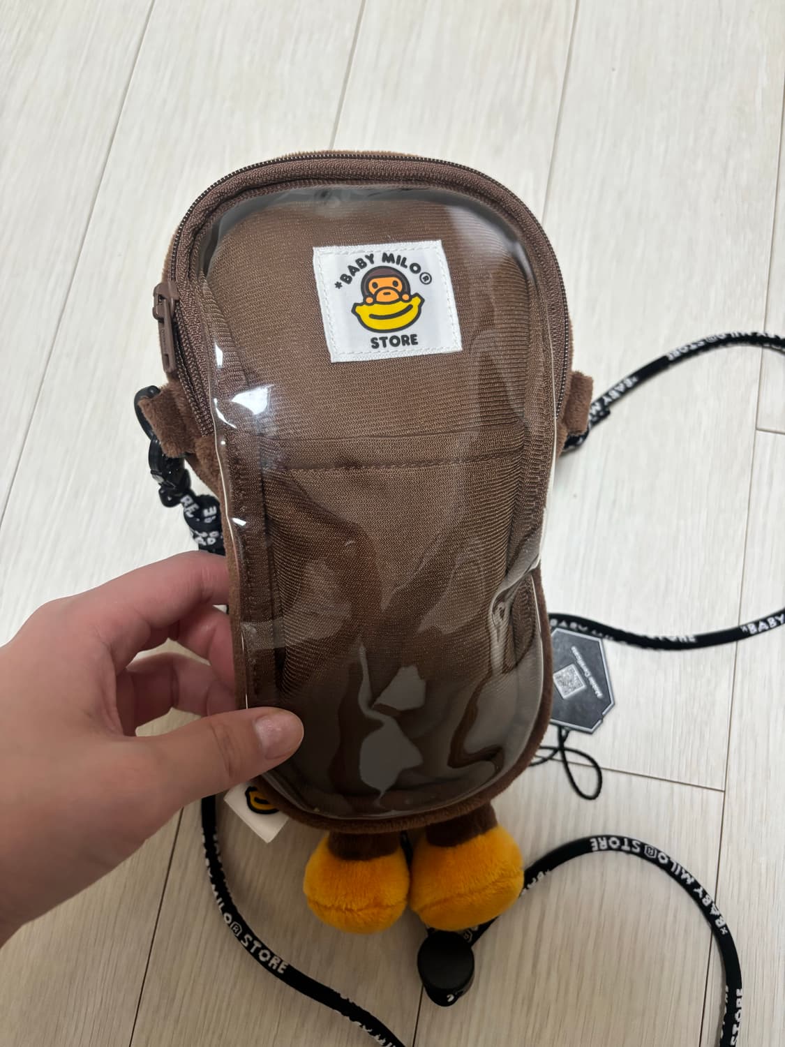 베이프 베이비 마일로 플러시 모바일 백 브라운 상품이미지5
