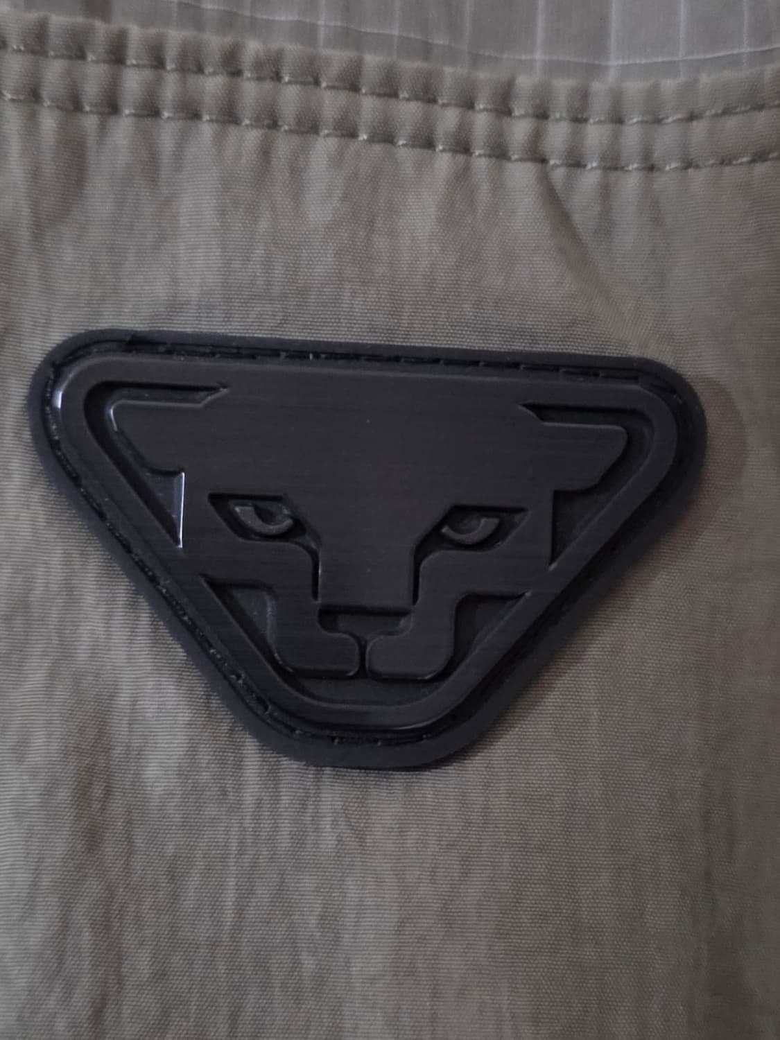 다이나핏 발틱 봄버 패딩자켓.
싸이즈 100~105  남자 상품이미지6