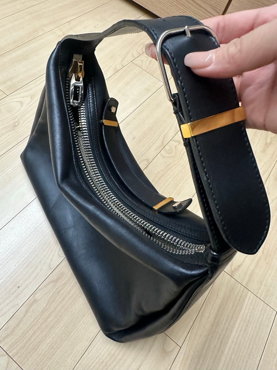 발렌시아가 가방 상품이미지3