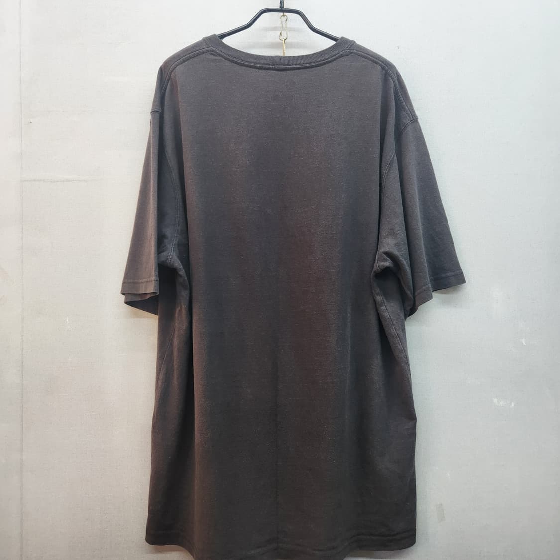칼하트 로고 원포켓 반팔티 XL 상품이미지3