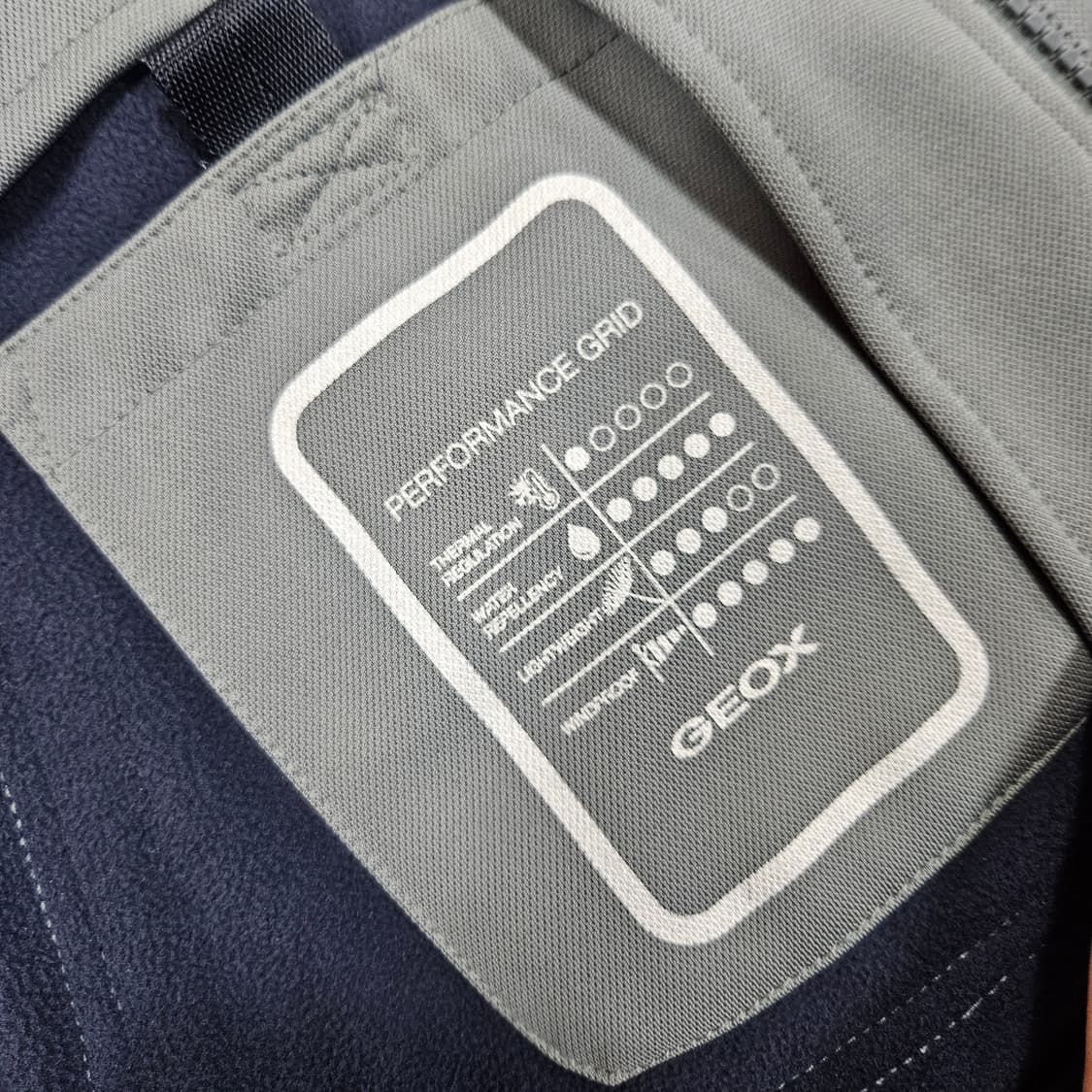 제옥스(GEOX) RESPIRA 쉴드 봄버자켓 50size 상품이미지7