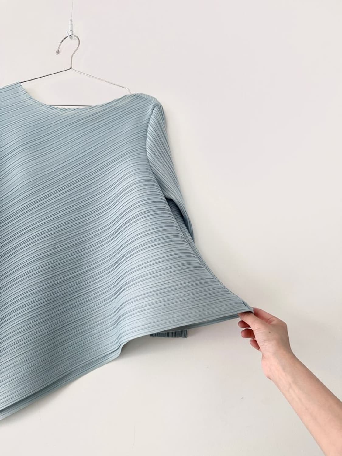 ontour fly pleats top / sky blue 상품이미지3