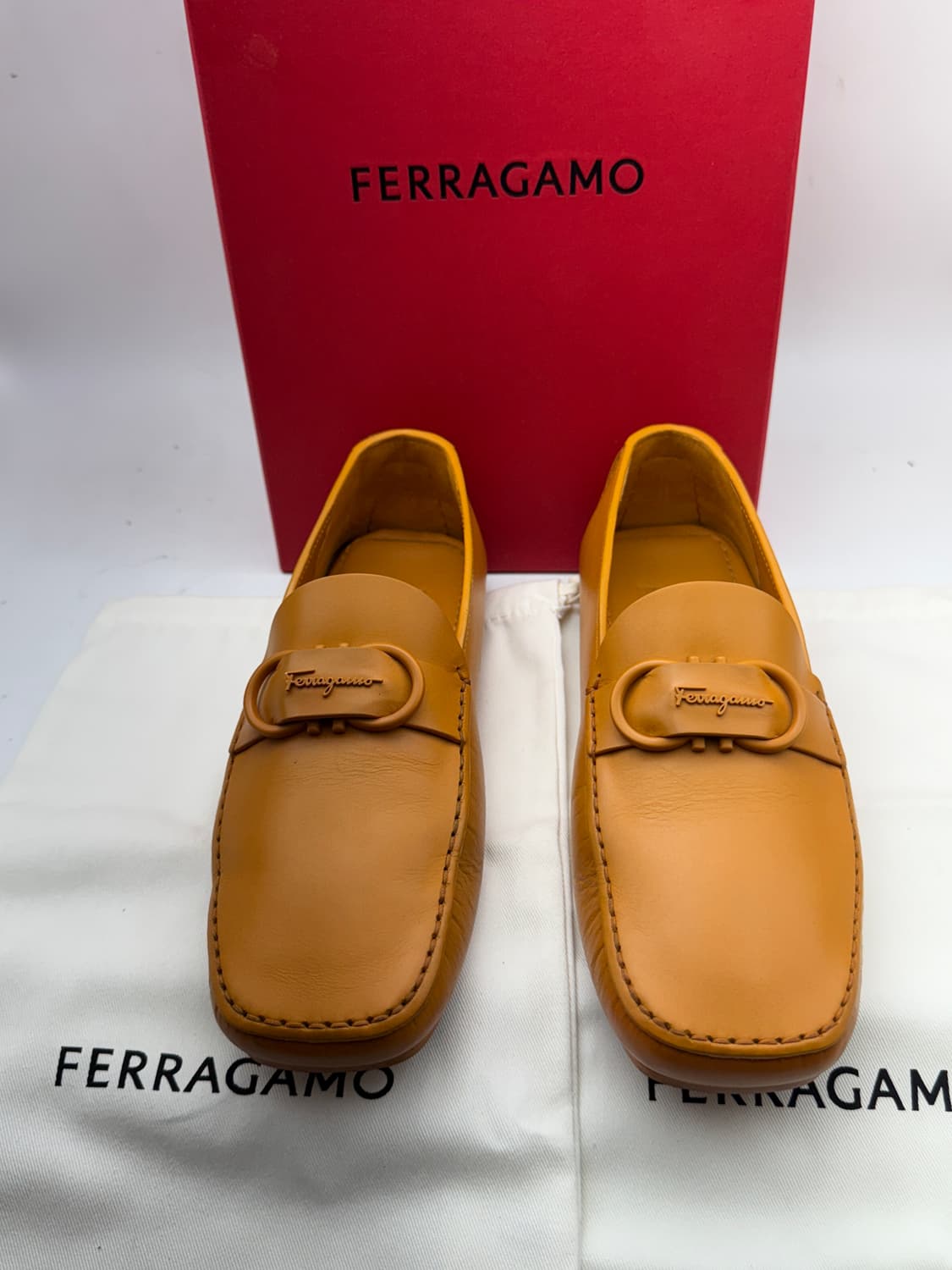 정품)페라가모255 상품이미지3