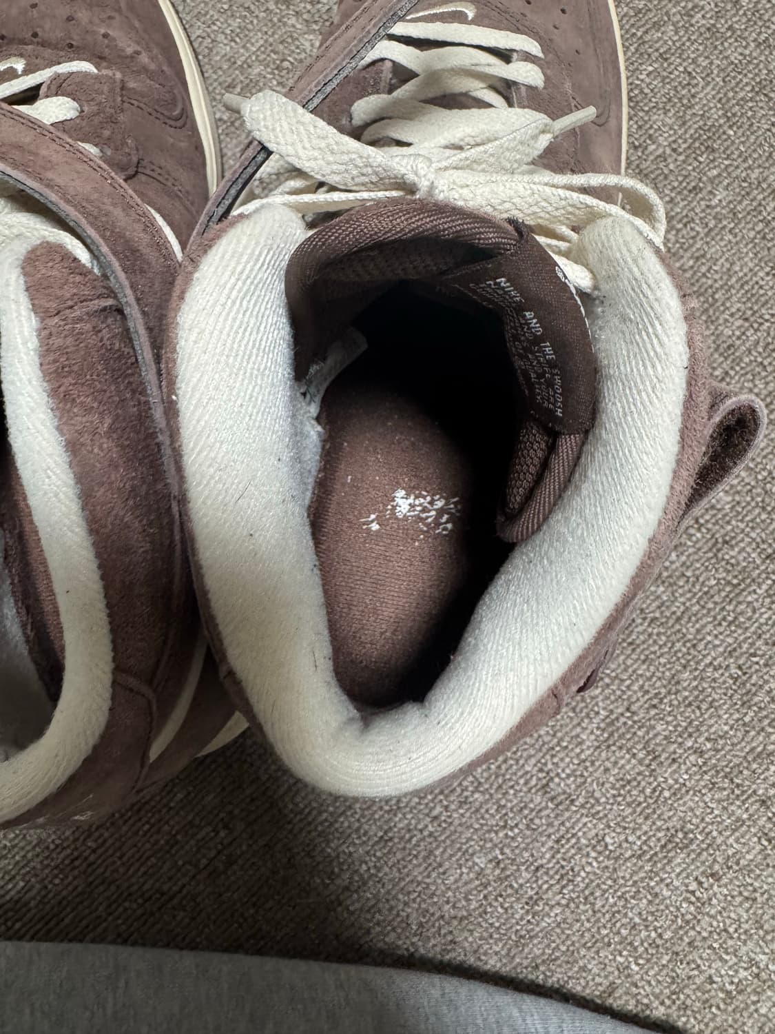 나이키 초콜릿포스 미드 270 상품이미지3