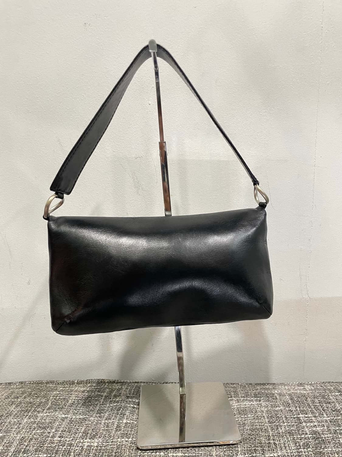 샤넬 블랙 가죽 숄더백 정품 상품이미지2