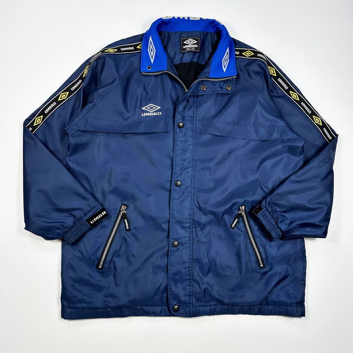 엄브로 올드스쿨 사이드라인 바람막이 3XL 상품이미지1