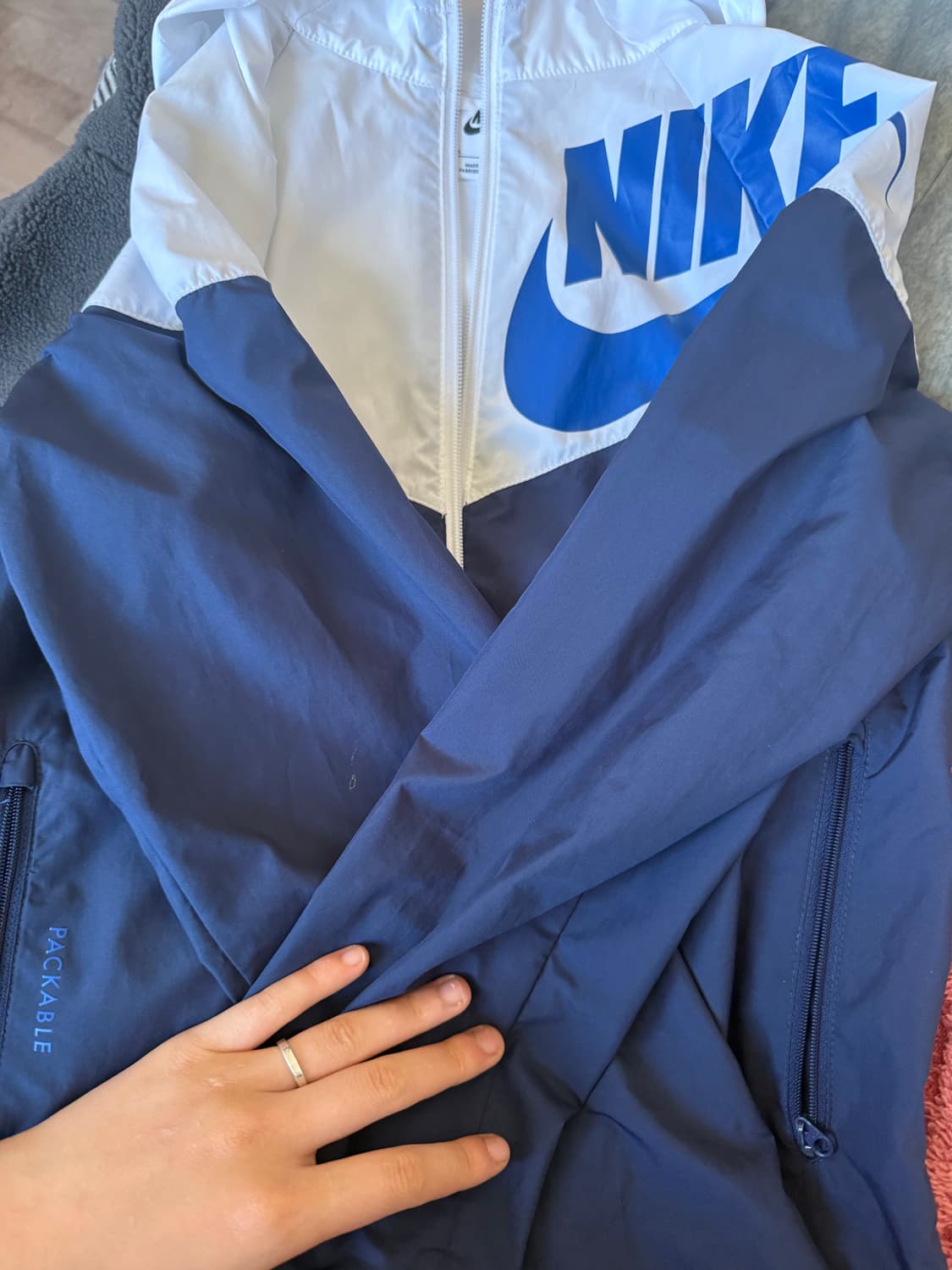 나이키 바람막이 상품이미지2