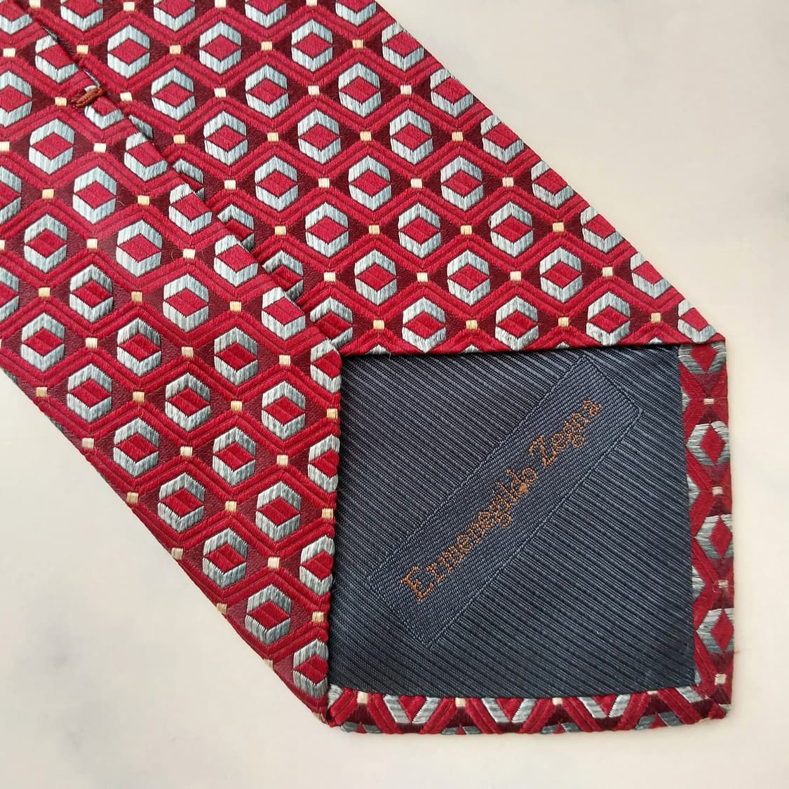 제냐 실크 레드 기하 자카드 넥타이 9.5cm A+등급 K1650
 상품이미지9