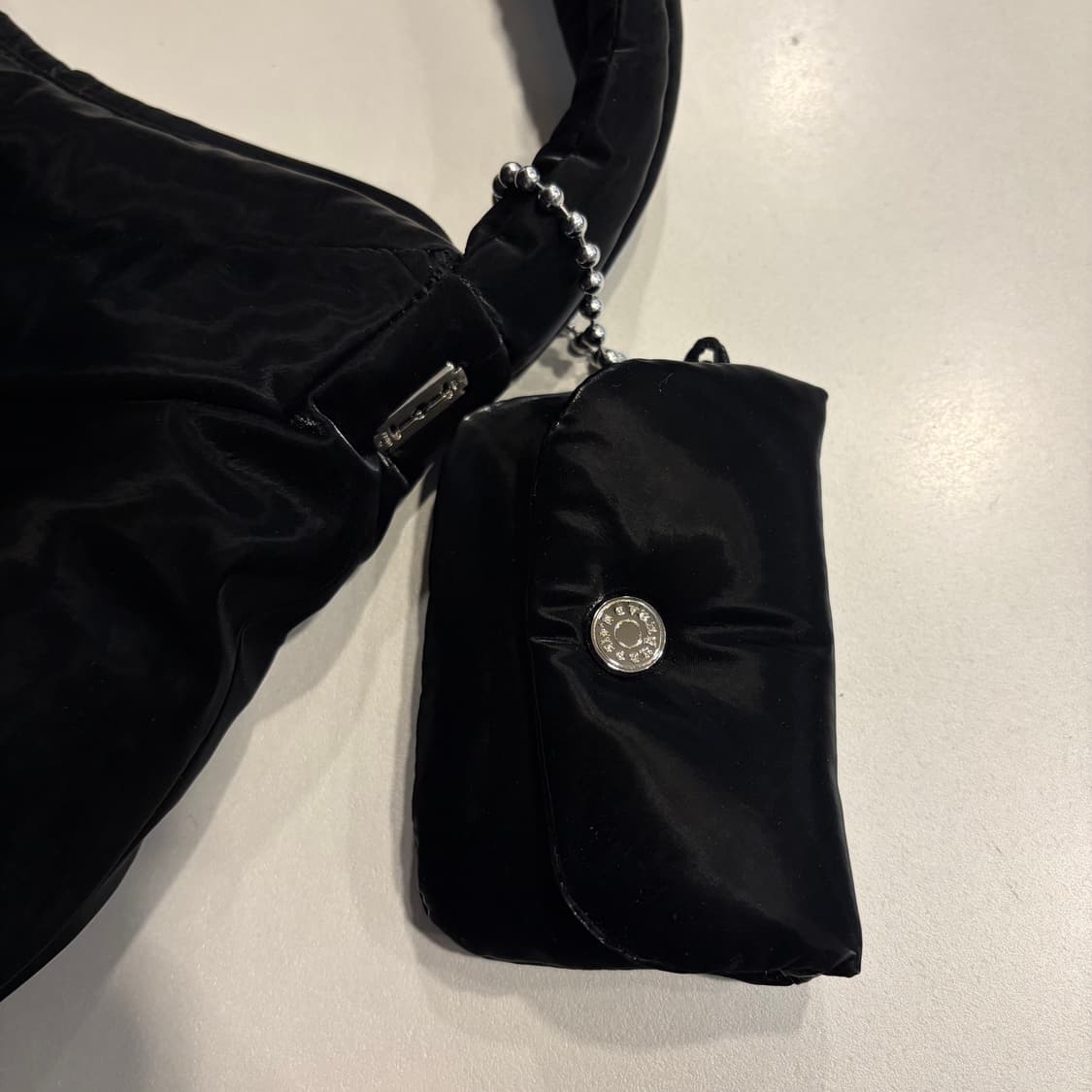 분크 오르빗 블랙 퀼팅 숄더백 + 미니 파우치 세트 상품이미지3