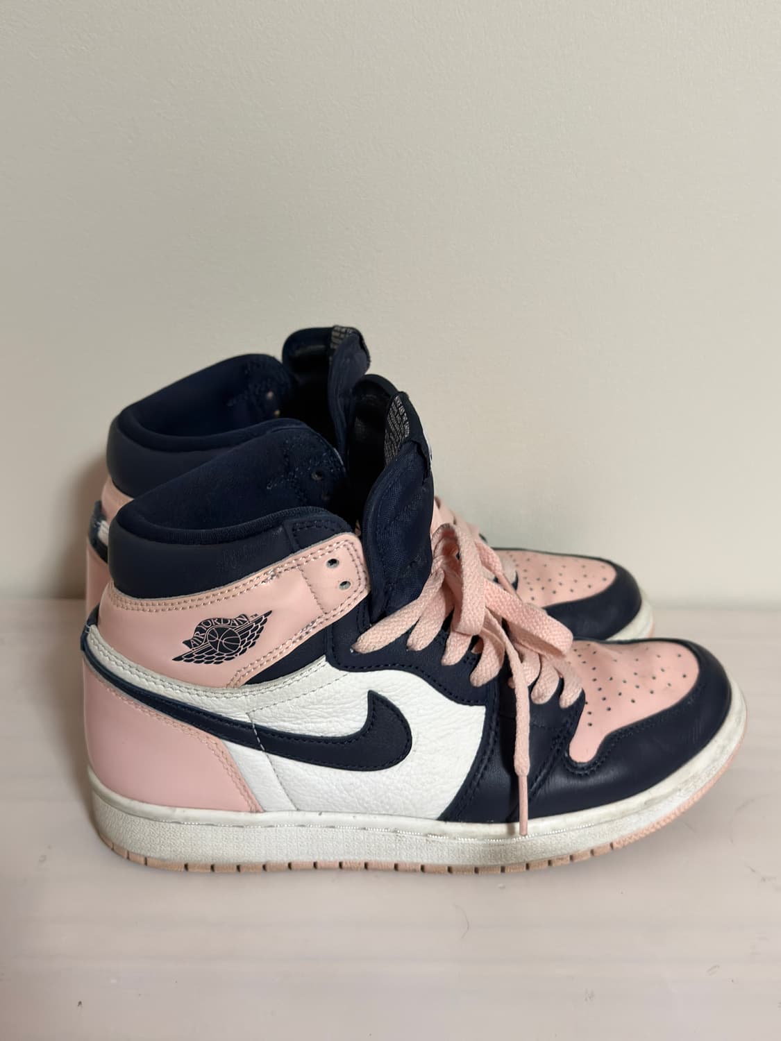 나이키 에어 조던 1 하이 OG 애트모스피어 235 상품이미지1