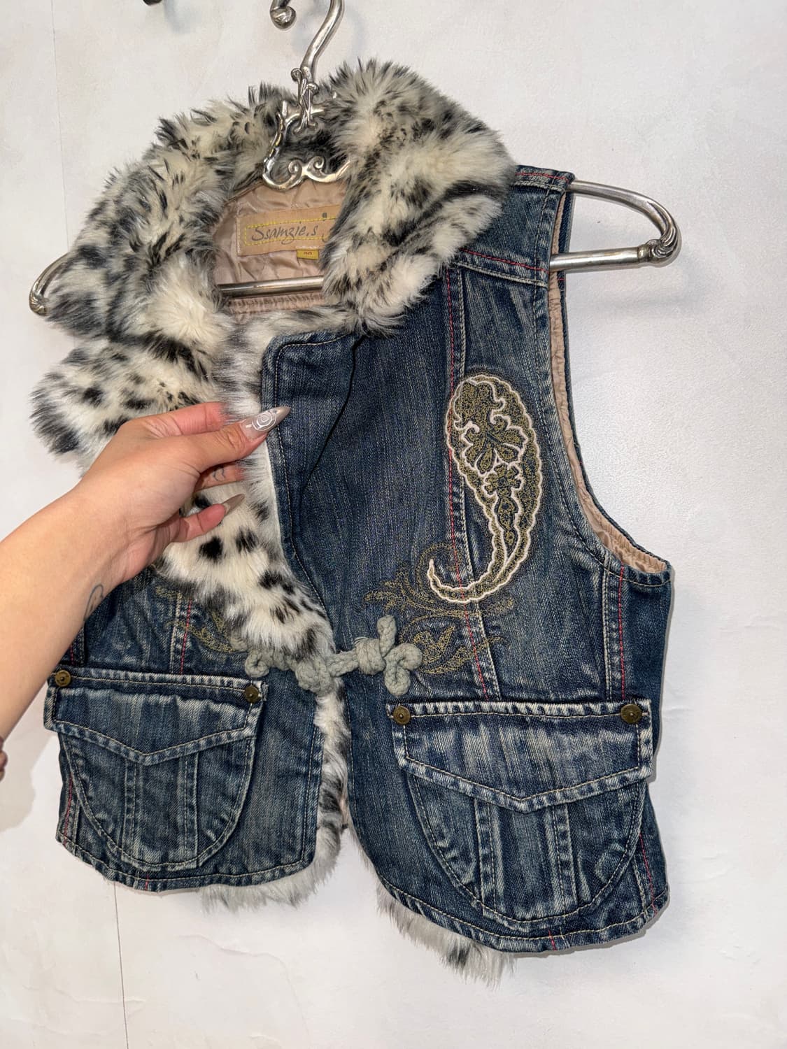 Washing denim oriental leopard fur vest 상품이미지3