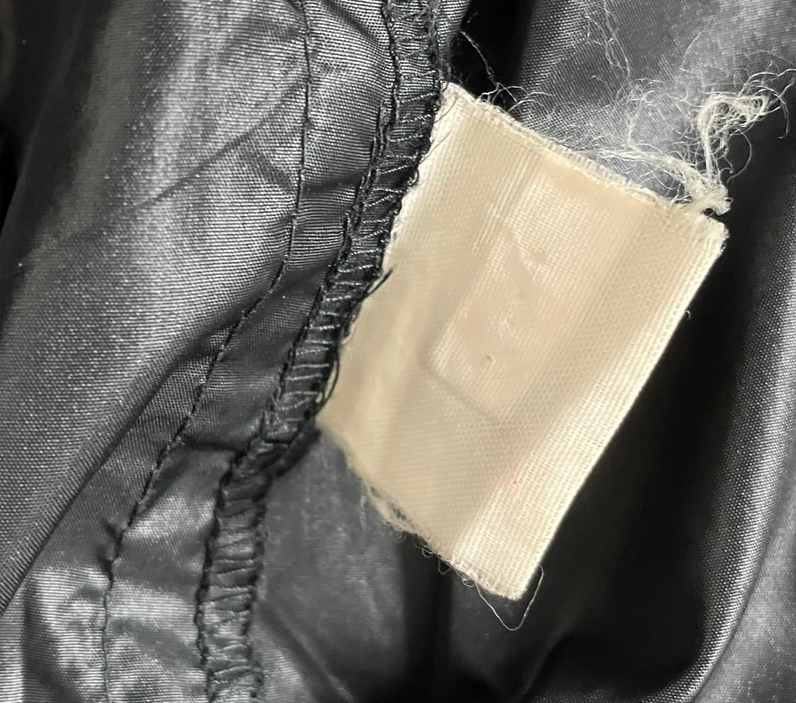 Side detail black nylon jacket 상품이미지8