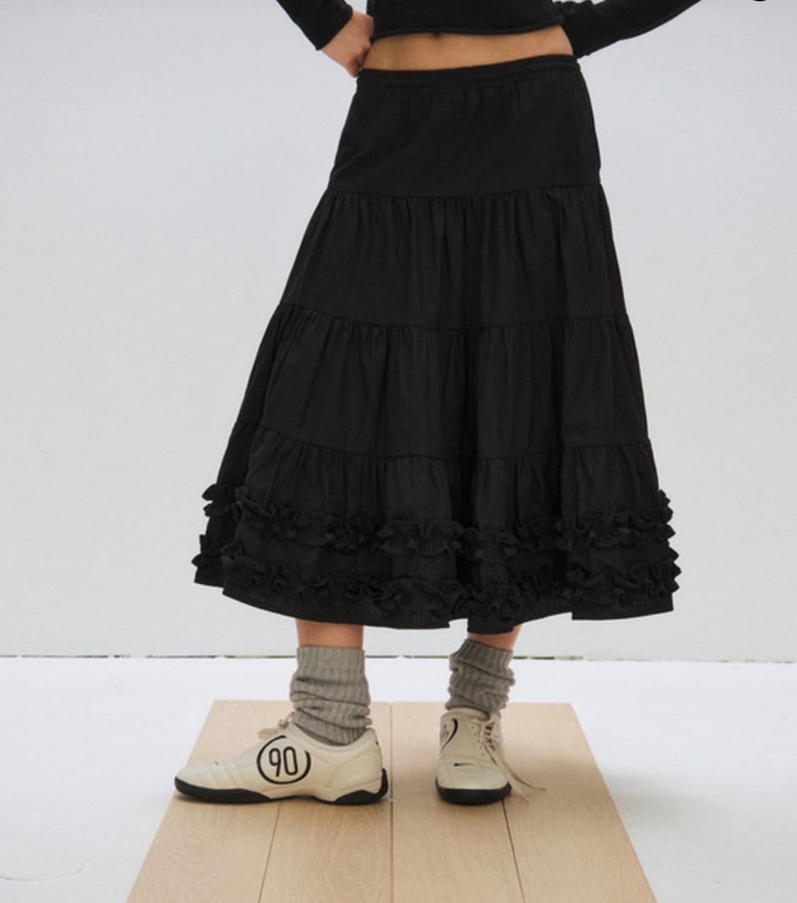 플리즈프로젝트 미들 프릴 스커트 블랙 상품이미지1