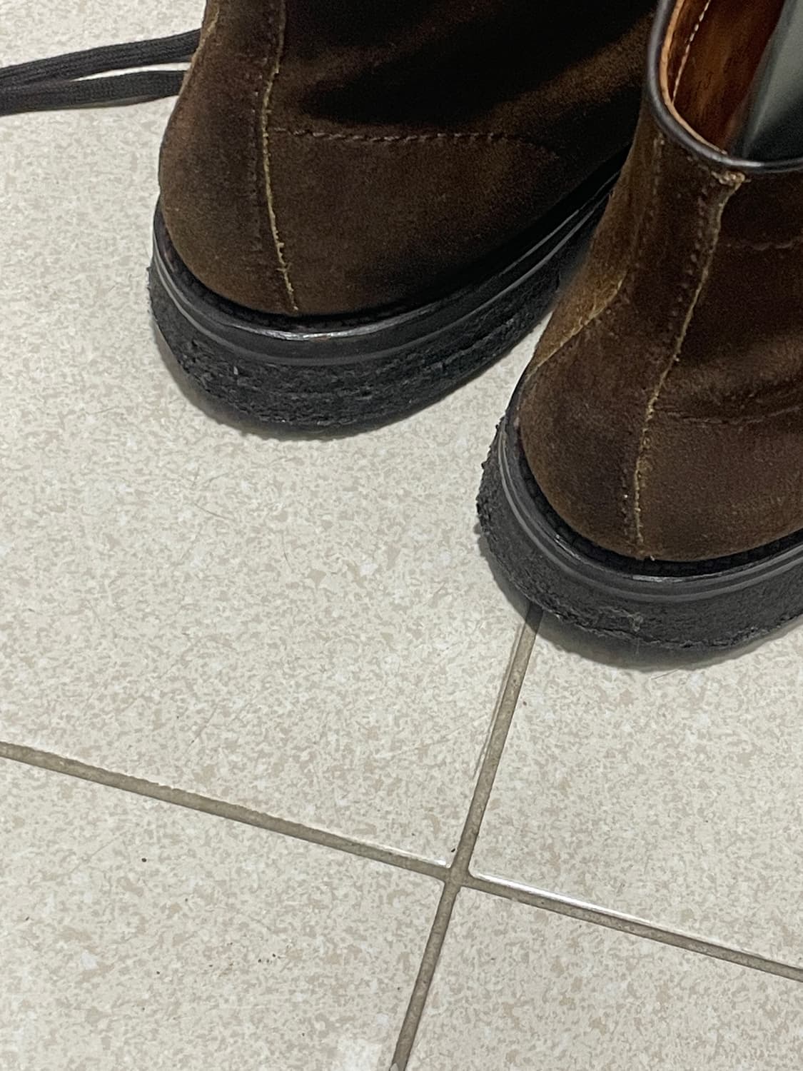 알든 플레인 스웨이드 부츠 상품이미지3