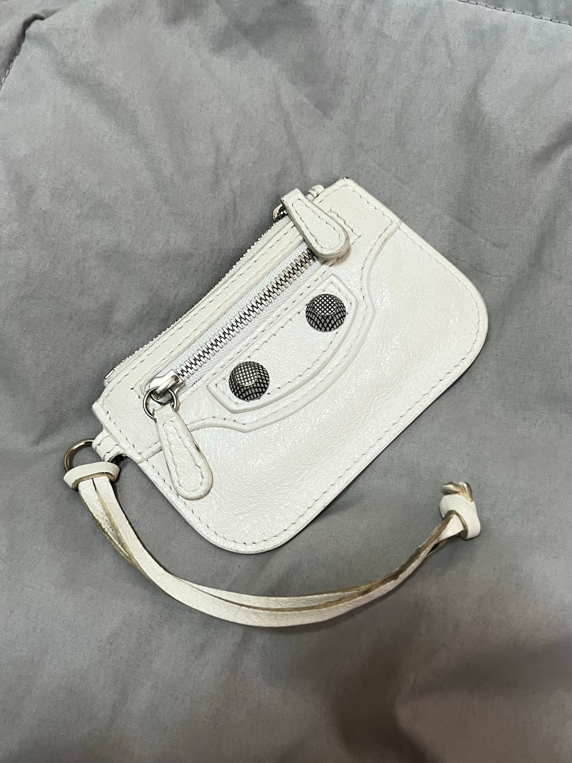 발렌시아가 르카골 레더 카드 지갑 화이트 상품이미지1