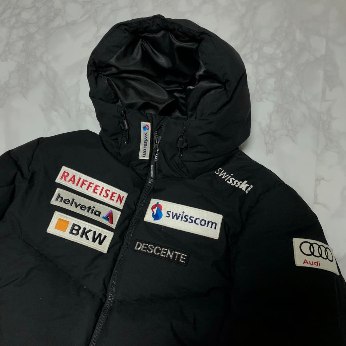 데상트 헤비급 패딩 아우디 남성용 상품이미지2