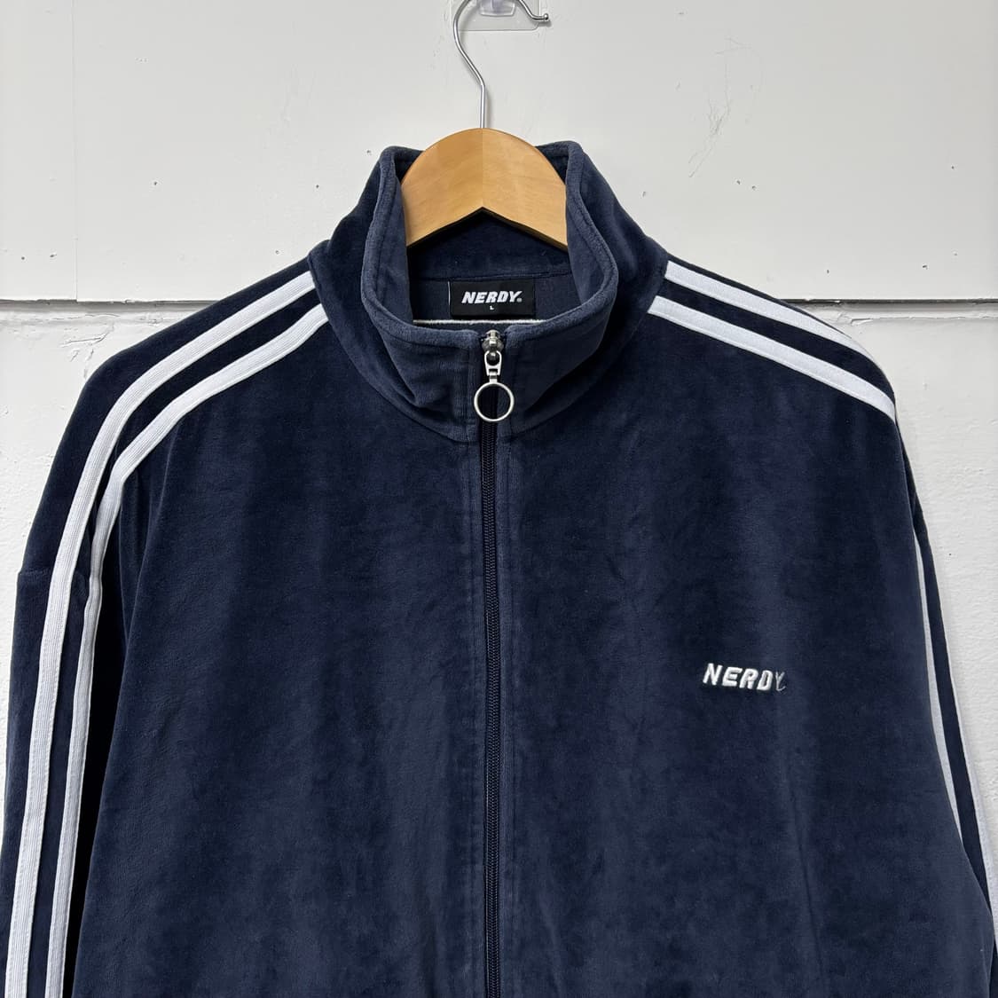 널디 벨벳 네이비 트랙탑 상품이미지2