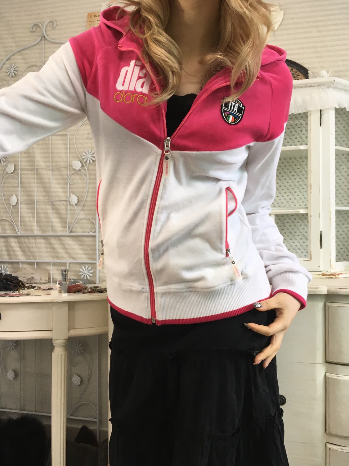 일본빈티지 디아도라 벨루아 핑크 화이트 후드 집업 상품이미지4