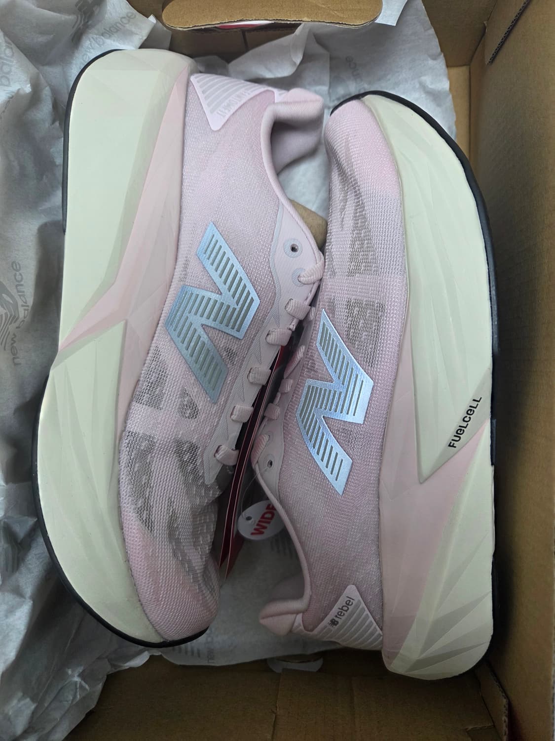 뉴발란스 레벨5 핑크 235 상품이미지1