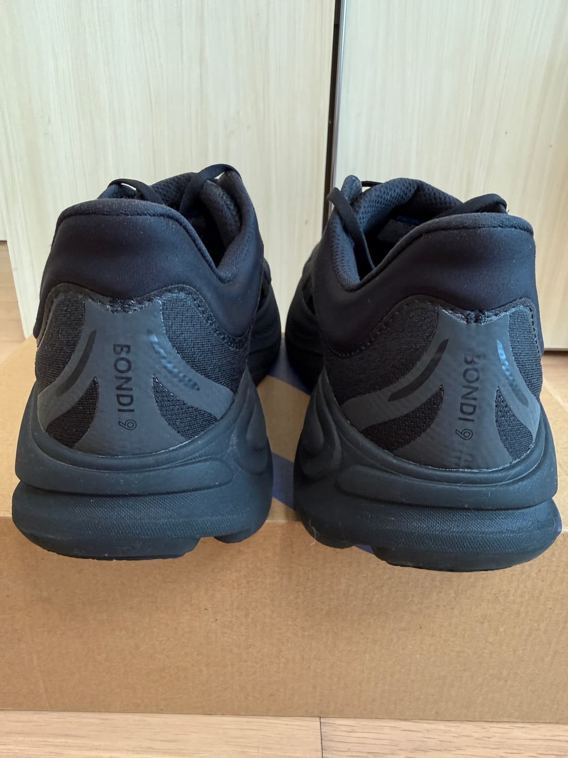 [305] 호카 본디 9 블랙 2E 상품이미지3