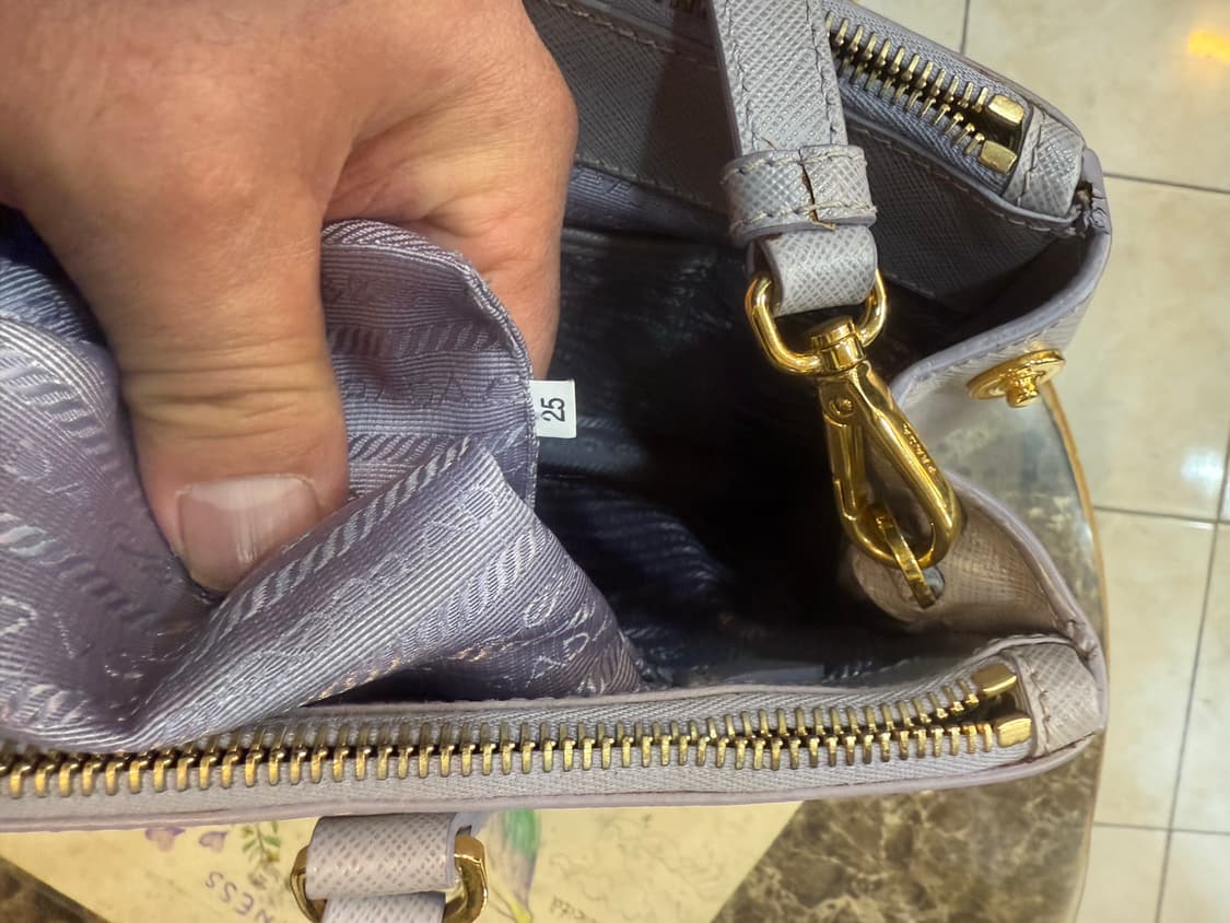 정품 프라다 사피아노 럭스 더블집 2way백 팝니다 상품이미지9