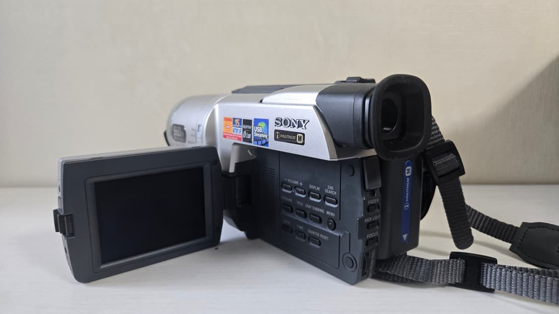 (8mm[Hi8]캠코더) 소니 CCD TRV 608 상품이미지3