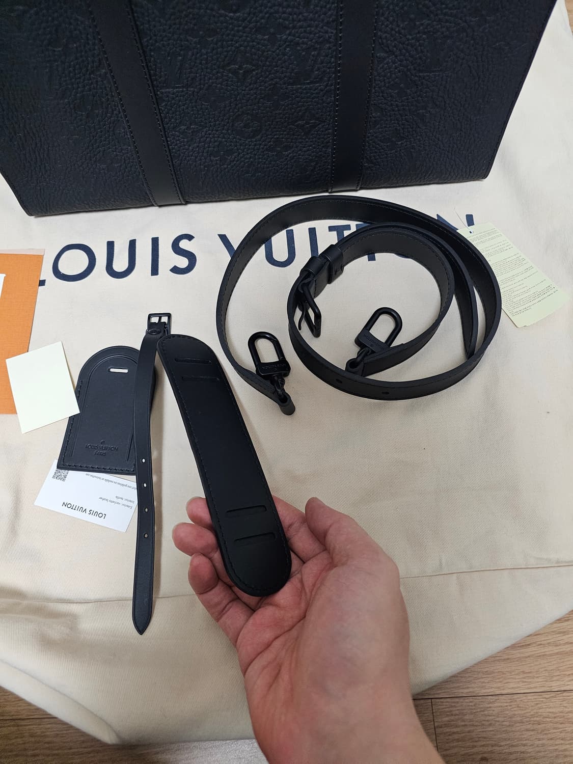 루이비통 토리옹 삭플라NV 토트백 크로스백 신형 (새상품) 상품이미지9