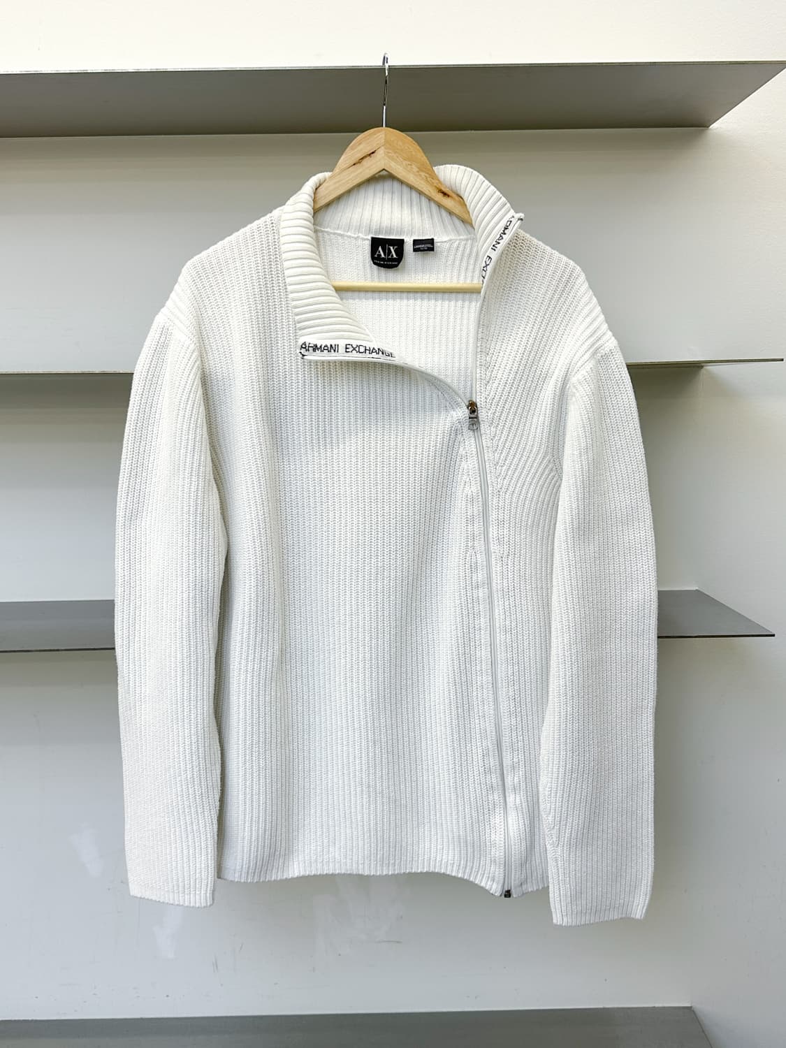 아르마니 익스체인지 다이애그널 집업 리브드 스웨터 상품이미지1