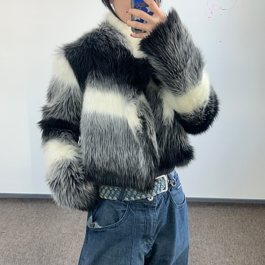 Vintage 블랙 아이보리 배색 크롭 인조퍼 자켓 상품이미지1