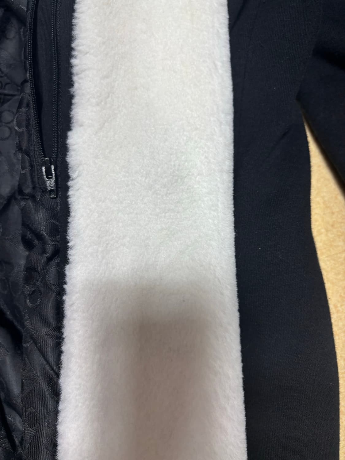 무스너클 버니스웨터 M 상품이미지3