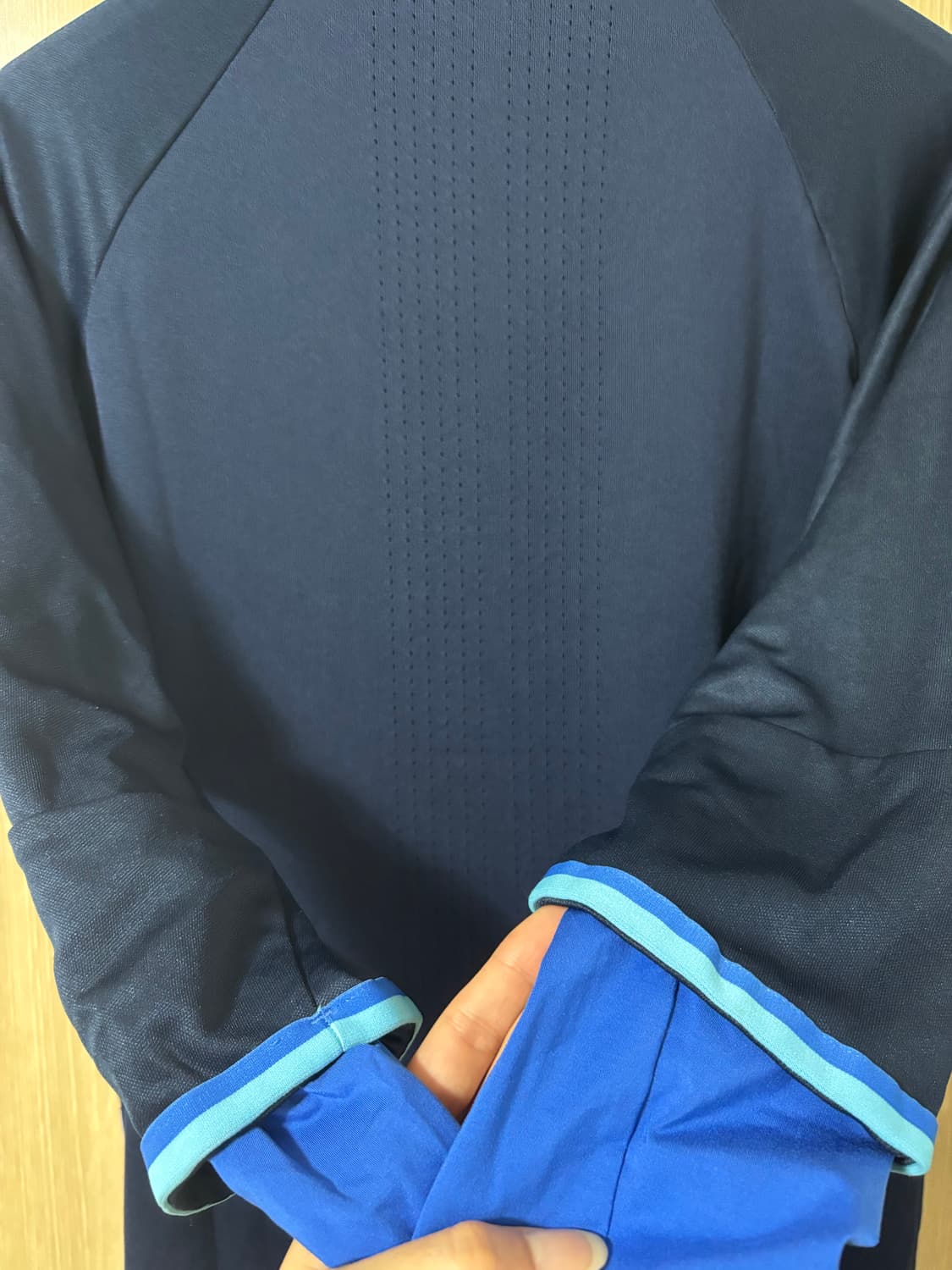 아디다스 울산현대 긴팔 트레이닝 상의 상품이미지5