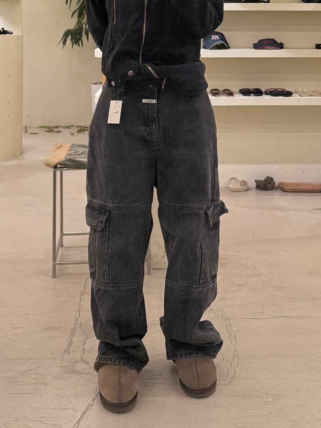 마리떼 프랑소와저버 더블니 카고 블랙 데님 팬츠 U235 상품이미지1