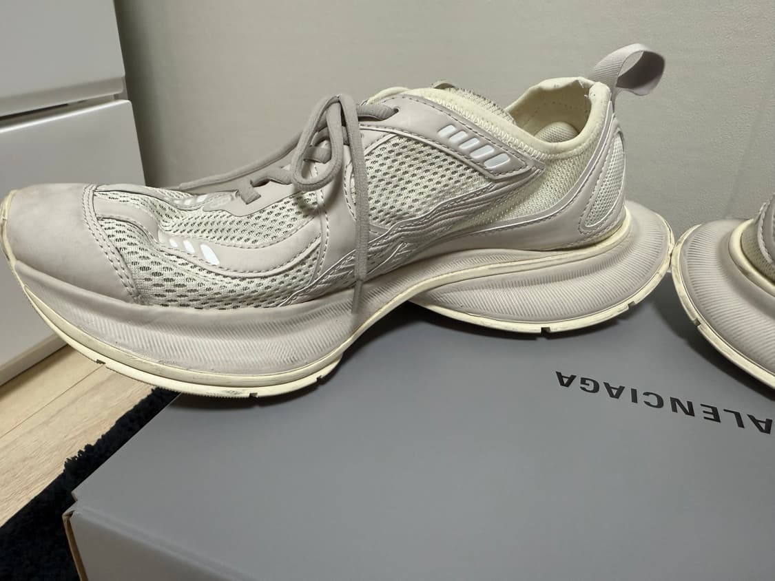 42) 발렌시아가 서킷 에그쉘 베이지 상품이미지5