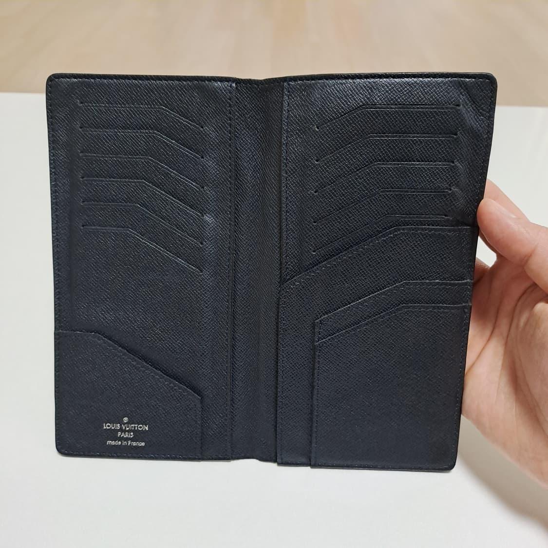[100%/정품] 루이비통 브라짜 타이가 가죽 장지갑, 루이비통지갑 상품이미지4