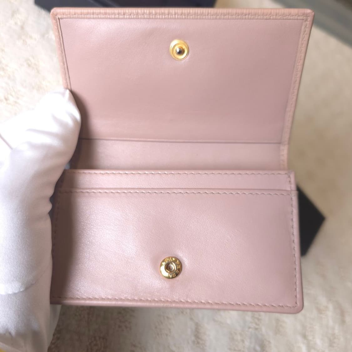 [중고/정품] 프라다 비텔로무브 카드지갑 상품이미지7